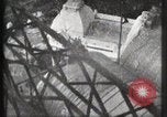 Immagine di Ascensore salita alla torre Eiffel Parigi Francia, 1900, secondo 19 filmato di repertorio 65675040584