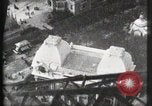 Immagine di Ascensore salita alla torre Eiffel Parigi Francia, 1900, secondo 35 filmato di repertorio 65675040584