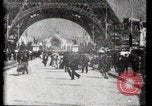 Immagine di Champs de Mars Parigi Francia, 1900, secondo 57 filmato di repertorio 65675040585
