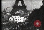 Immagine di Torre Eiffel Parigi Francia, 1900, secondo 22 filmato di repertorio 65675040586