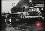Immagine di Panorama di Esposizione di Parigi dal fiume Senna Parigi Francia, 1900, secondo 7 filmato di repertorio 65675040588