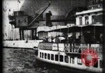 Immagine di Panorama di Esposizione di Parigi dal fiume Senna Parigi Francia, 1900, secondo 20 filmato di repertorio 65675040588