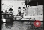 Immagine di Panorama di Esposizione di Parigi dal fiume Senna Parigi Francia, 1900, secondo 39 filmato di repertorio 65675040588