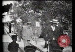 Immagine di Passerella mobile Parigi Francia, 1900, secondo 4 filmato di repertorio 65675040589