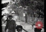 Immagine di Passerella mobile Parigi Francia, 1900, secondo 13 filmato di repertorio 65675040589