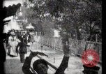 Immagine di Passerella mobile Parigi Francia, 1900, secondo 14 filmato di repertorio 65675040589