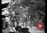 Immagine di Passerella mobile Parigi Francia, 1900, secondo 18 filmato di repertorio 65675040589