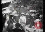 Immagine di Passerella mobile Parigi Francia, 1900, secondo 29 filmato di repertorio 65675040589