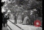 Immagine di Passerella mobile Parigi Francia, 1900, secondo 41 filmato di repertorio 65675040589