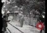 Immagine di Passerella mobile Parigi Francia, 1900, secondo 48 filmato di repertorio 65675040589