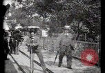 Immagine di Passerella mobile Parigi Francia, 1900, secondo 49 filmato di repertorio 65675040589