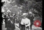 Immagine di Passerella mobile Parigi Francia, 1900, secondo 58 filmato di repertorio 65675040589