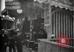 Immagine di Passerella mobile Parigi Francia, 1900, secondo 38 filmato di repertorio 65675040590