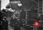 Immagine di Passerella mobile Parigi Francia, 1900, secondo 39 filmato di repertorio 65675040590