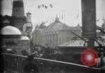 Immagine di Passerella mobile Parigi Francia, 1900, secondo 44 filmato di repertorio 65675040590