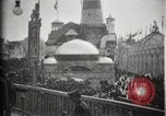 Immagine di Passerella mobile Parigi Francia, 1900, secondo 47 filmato di repertorio 65675040590