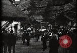 Immagine di Villaggio Svizzero Parigi Francia, 1900, secondo 4 filmato di repertorio 65675040591
