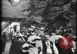 Immagine di Villaggio Svizzero Parigi Francia, 1900, secondo 23 filmato di repertorio 65675040591