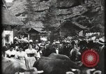 Immagine di Villaggio Svizzero Parigi Francia, 1900, secondo 42 filmato di repertorio 65675040591
