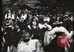 Immagine di Villaggio Svizzero Parigi Francia, 1900, secondo 58 filmato di repertorio 65675040591
