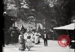 Immagine di Villaggio Svizzero Parigi Francia, 1900, secondo 12 filmato di repertorio 65675040592