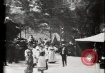 Immagine di Villaggio Svizzero Parigi Francia, 1900, secondo 13 filmato di repertorio 65675040592