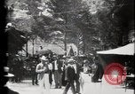 Immagine di Villaggio Svizzero Parigi Francia, 1900, secondo 42 filmato di repertorio 65675040592