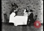 Immagine di Il misterioso Cafe United States USA, 1900, secondo 24 filmato di repertorio 65675040596