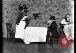 Immagine di Il misterioso Cafe United States USA, 1900, secondo 25 filmato di repertorio 65675040596