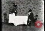 Immagine di Il misterioso Cafe United States USA, 1900, secondo 26 filmato di repertorio 65675040596