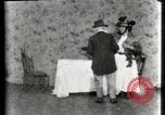 Immagine di Il misterioso Cafe United States USA, 1900, secondo 46 filmato di repertorio 65675040596
