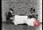 Immagine di Il misterioso Cafe United States USA, 1900, secondo 48 filmato di repertorio 65675040596