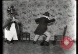 Immagine di Il misterioso Cafe United States USA, 1900, secondo 57 filmato di repertorio 65675040596