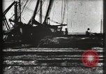 Image ruines sur le dock Galveston Texas USA, 1900, de la seconde 22 séquences d'archives historiques vidéo 65675040598