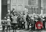 Standbild Ernährungszentren Deutschland, 1920, aus Sekunde 9 historischem Filmmaterial Videoclip 65675040644