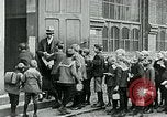 Standbild Ernährungszentren Deutschland, 1920, aus Sekunde 12 historischem Filmmaterial Videoclip 65675040644