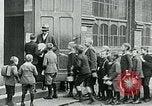 Standbild Ernährungszentren Deutschland, 1920, aus Sekunde 22 historischem Filmmaterial Videoclip 65675040644