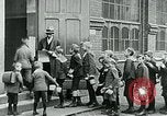 Standbild Ernährungszentren Deutschland, 1920, aus Sekunde 24 historischem Filmmaterial Videoclip 65675040644