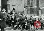 Standbild Ernährungszentren Deutschland, 1920, aus Sekunde 34 historischem Filmmaterial Videoclip 65675040644