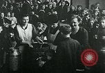 Standbild Ernährungszentren Deutschland, 1920, aus Sekunde 40 historischem Filmmaterial Videoclip 65675040644