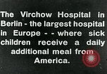 Standbild Virchow-klinikum Berlin Deutschland, 1920, aus Sekunde 8 historischem Filmmaterial Videoclip 65675040645