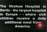 Standbild Virchow-klinikum Berlin Deutschland, 1920, aus Sekunde 16 historischem Filmmaterial Videoclip 65675040645