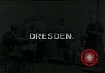 Standbild Nahrungsmittelhilfe für Deutschland nach dem 1 Weltkrieg Deutschland, 1920, aus Sekunde 1 historischem Filmmaterial Videoclip 65675040647