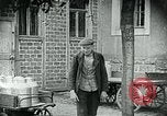 Standbild Nahrungsmittelhilfe für Deutschland nach dem 1 Weltkrieg Deutschland, 1920, aus Sekunde 27 historischem Filmmaterial Videoclip 65675040647