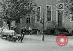 Standbild Nahrungsmittelhilfe für Deutschland nach dem 1 Weltkrieg Deutschland, 1920, aus Sekunde 43 historischem Filmmaterial Videoclip 65675040647
