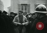 Standbild Streiks Paris Frankreich, 1947, aus Sekunde 12 historischem Filmmaterial Videoclip 65675040649