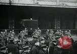 Standbild Streiks Paris Frankreich, 1947, aus Sekunde 28 historischem Filmmaterial Videoclip 65675040649