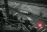 Standbild Streiks Paris Frankreich, 1947, aus Sekunde 29 historischem Filmmaterial Videoclip 65675040649