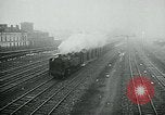 Standbild Streiks Paris Frankreich, 1947, aus Sekunde 32 historischem Filmmaterial Videoclip 65675040649