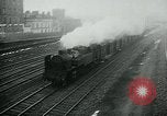 Standbild Streiks Paris Frankreich, 1947, aus Sekunde 33 historischem Filmmaterial Videoclip 65675040649